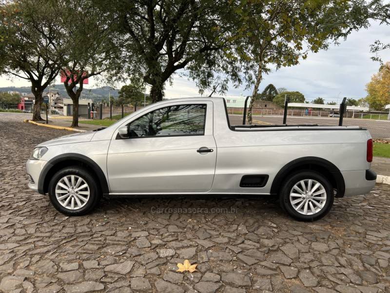 VOLKSWAGEN - SAVEIRO - 2015/2015 - Prata - Sob Consulta