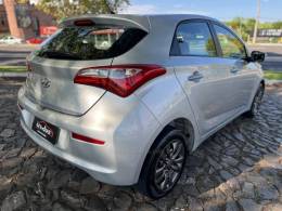 HYUNDAI - HB20 - 2017/2017 - Prata - Sob Consulta