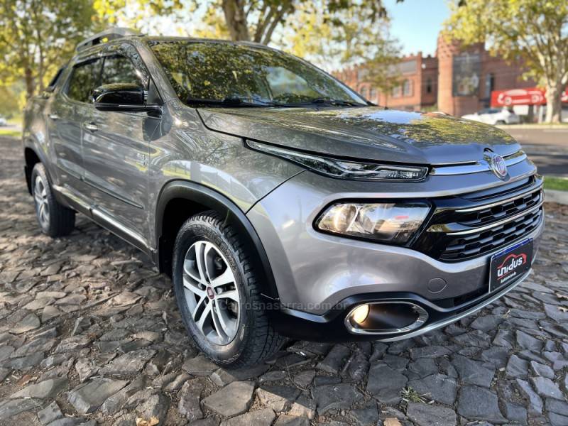 FIAT - TORO - 2018/2018 - Cinza - R$ 114.900,00