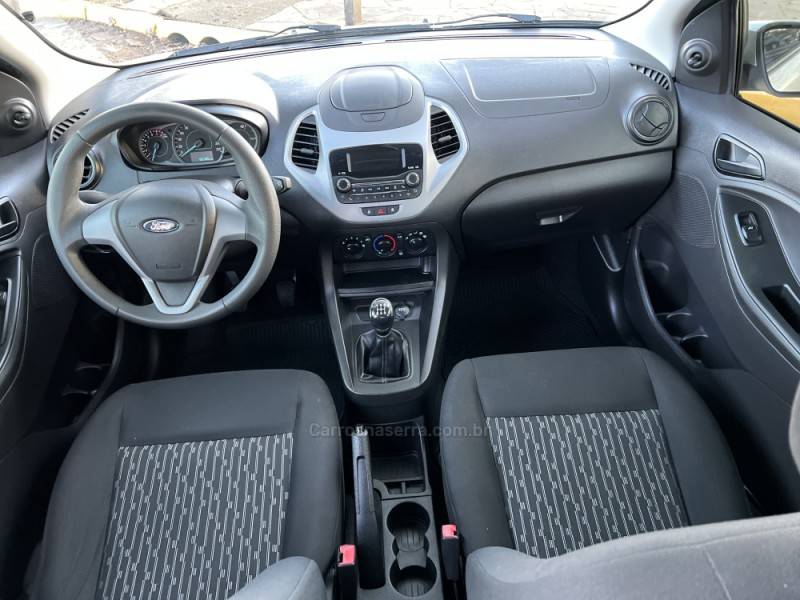 FORD - KA + - 2020/2020 - Prata - Sob Consulta