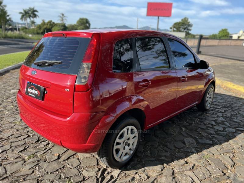 FORD - FIESTA - 2014/2014 - Vermelha - Sob Consulta