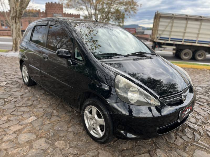 HONDA - FIT - 2008/2008 - Preta - Sob Consulta
