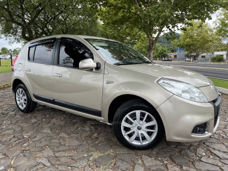 RENAULT - SANDERO - 2012/2012 - Bege - Sob Consulta
