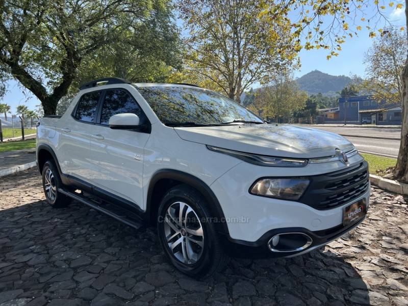 FIAT - TORO - 2019/2019 - Branca - R$ 124.900,00