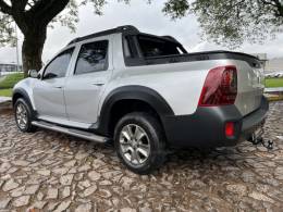 RENAULT - OROCH - 2016/2016 - Prata - Sob Consulta