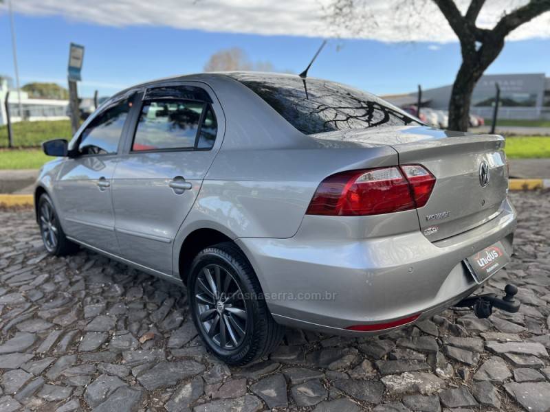 VOLKSWAGEN - VOYAGE - 2014/2014 - Cinza - Sob Consulta