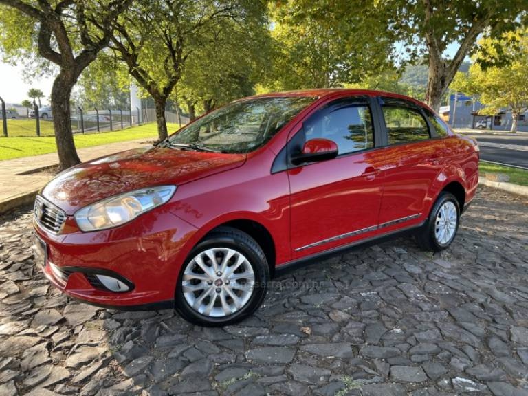 FIAT - GRAND SIENA - 2018/2018 - Vermelha - Sob Consulta