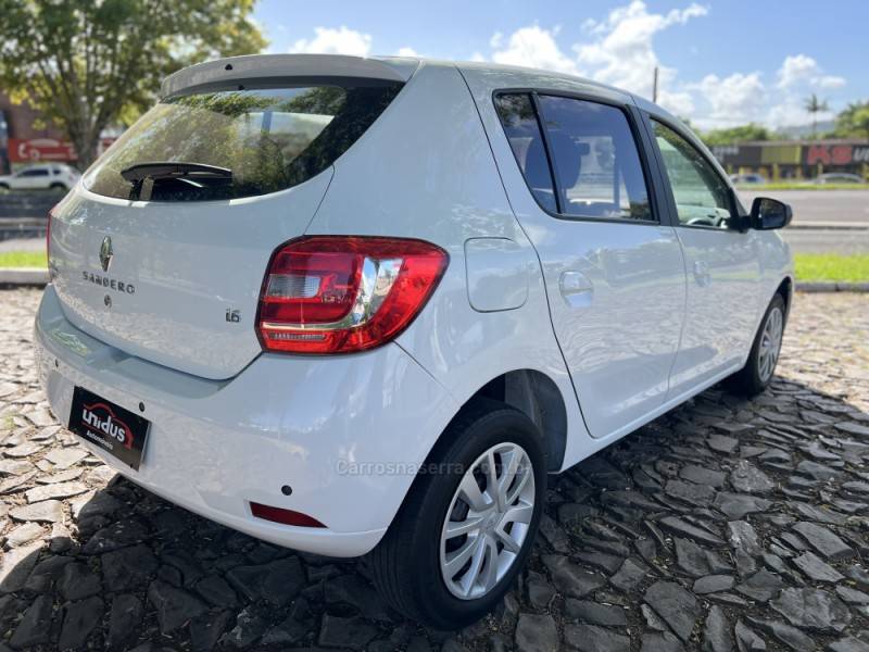 RENAULT - SANDERO - 2016/2016 - Branca - Sob Consulta