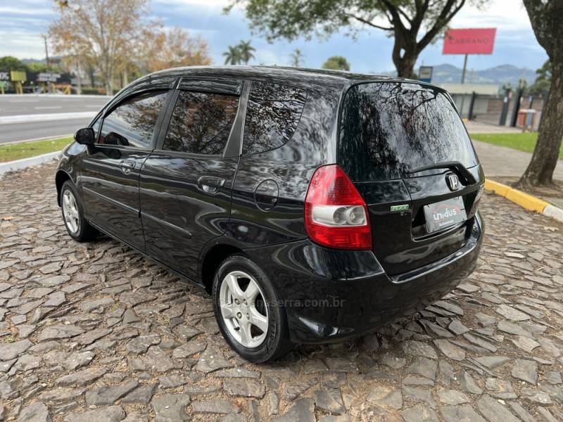 HONDA - FIT - 2008/2008 - Preta - Sob Consulta