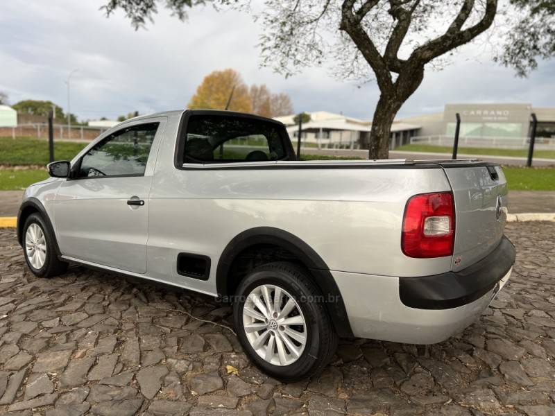 VOLKSWAGEN - SAVEIRO - 2015/2015 - Prata - Sob Consulta