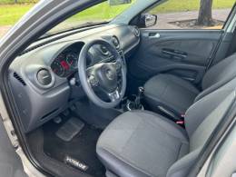 VOLKSWAGEN - VOYAGE - 2014/2014 - Cinza - Sob Consulta