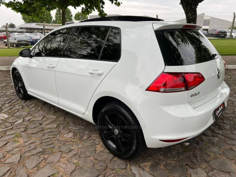 VOLKSWAGEN - GOLF - 2014/2014 - Branca - R$ 84.900,00