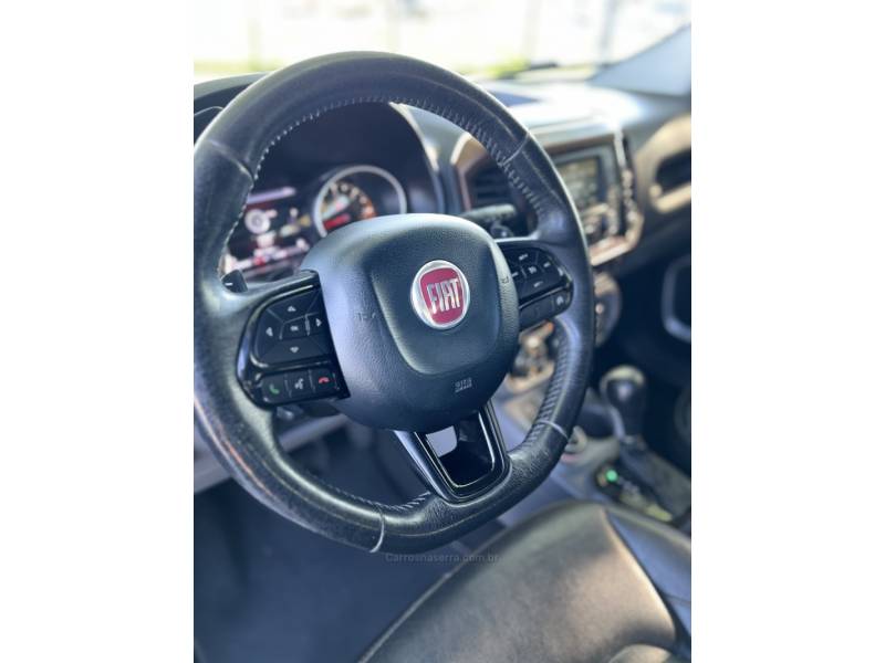 FIAT - TORO - 2018/2018 - Cinza - R$ 114.900,00