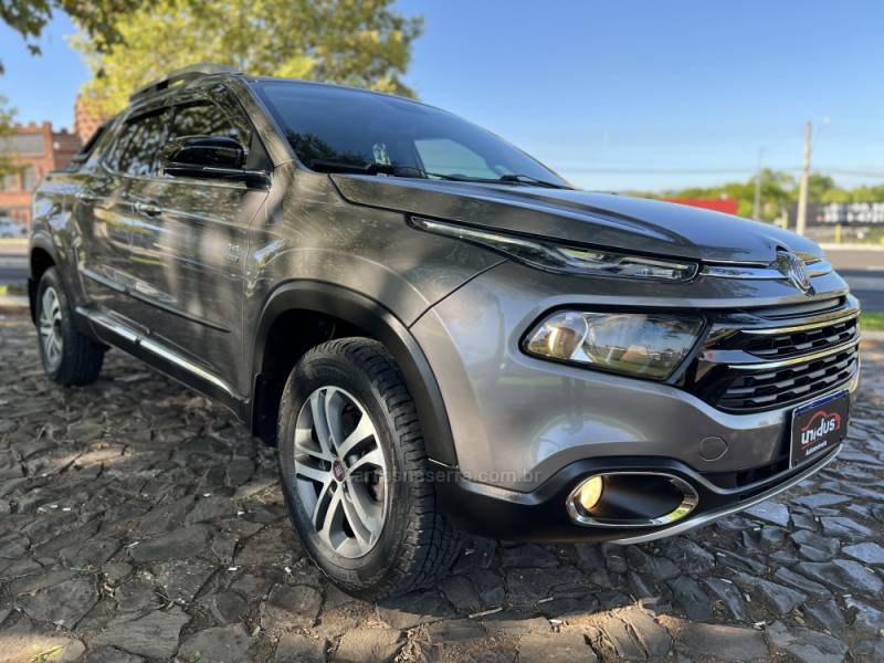 FIAT - TORO - 2018/2018 - Cinza - R$ 114.900,00