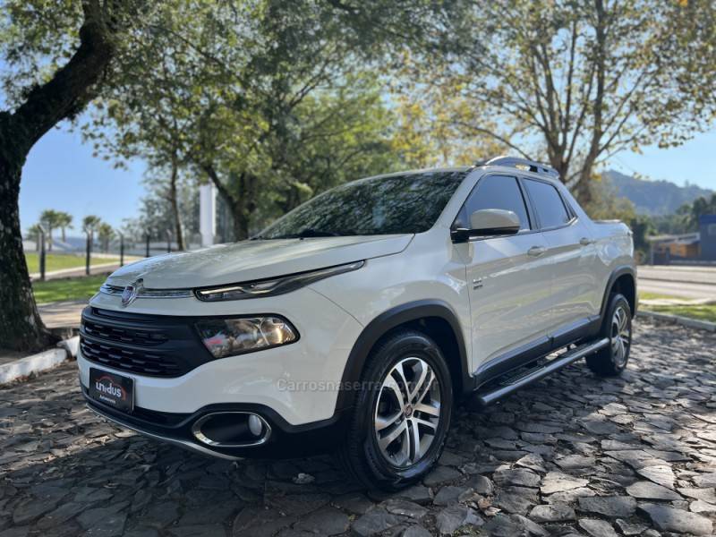 FIAT - TORO - 2019/2019 - Branca - R$ 124.900,00