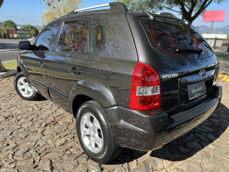 HYUNDAI - TUCSON - 2011/2011 - Preta - Sob Consulta