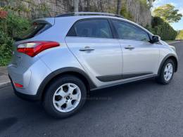 HYUNDAI - HB20X - 2015/2015 - Prata - Sob Consulta
