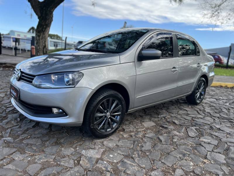 VOLKSWAGEN - VOYAGE - 2014/2014 - Cinza - Sob Consulta