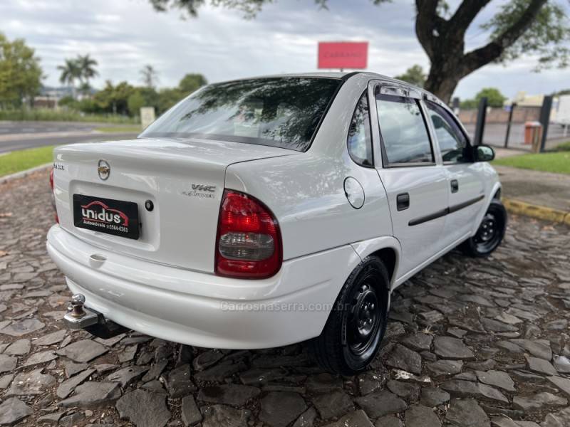 CHEVROLET - CLASSIC - 2008/2008 - Branca - R$ 25.900,00