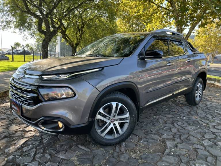 FIAT - TORO - 2018/2018 - Cinza - R$ 114.900,00