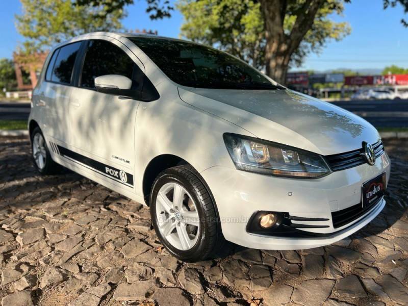 VOLKSWAGEN - FOX - 2015/2015 - Branca - R$ 52.900,00