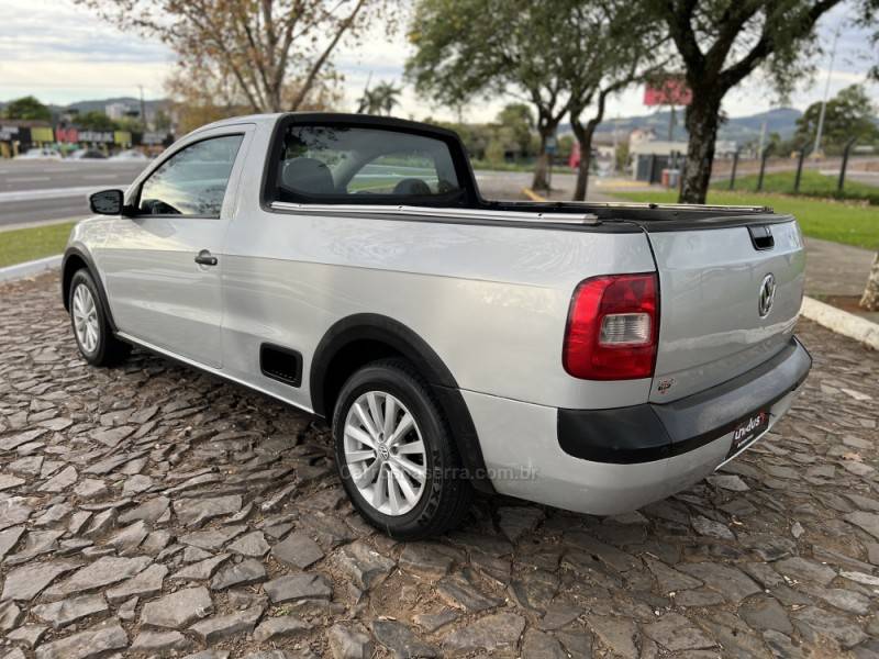 VOLKSWAGEN - SAVEIRO - 2015/2015 - Prata - Sob Consulta